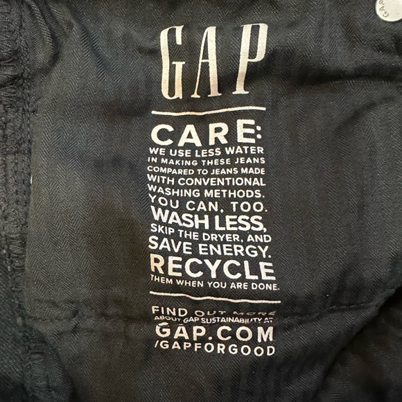 GAP Vintage Slim Mid Rise Cropped Jeans - Size 28 - Black - Picture 7 of 11